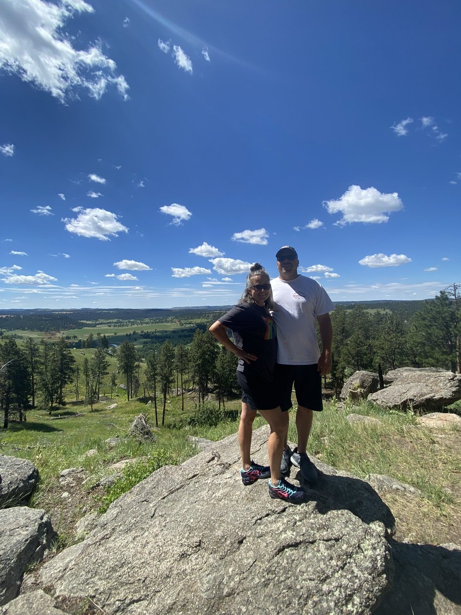 kimsesh's tweet photo. Hello Wyoming!  Devils Tower was quite splendid!
#EshAdventures22 https://t.co/t0hNyzMyEG