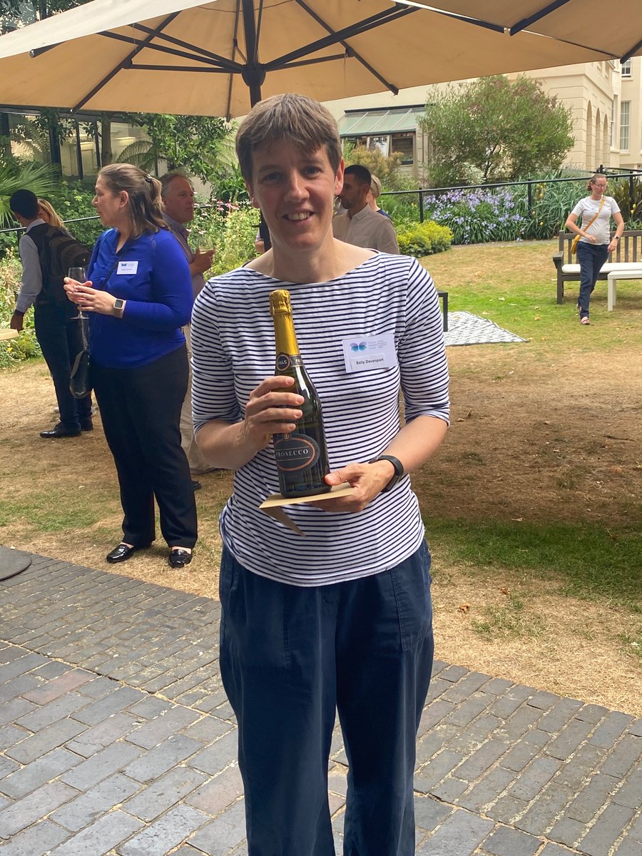 Sally Davenport <a href="/LondonACPIN/">London ACPIN</a> linch pin and all round fabulous human being. Her dedication to the Neuro physio world was rewarded tonight by receiving an ACPIN distinguished service award. Well done and well deserved #ACPIN22 <a href="/ACPIN_UK/">ACPIN</a>  <a href="/uclphysio/">UCL Physiotherapy</a>