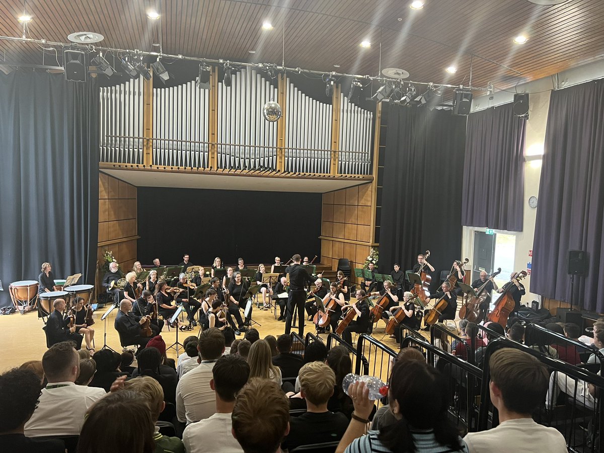 Mr Truscott (@truscomm01) on Twitter photo Great to be at the Leeds Symphony Orchestra concert this evening for Leeds Schools! Learning about sonata form in Beethovens 5th! <a href="/LawnswoodMusic/">LawnswoodMusic</a> <a href="/lawnswoodschool/">Lawnswood School</a> <a href="/LeedsMusicEd/">West Yorkshire Music Hub - Leeds</a> <a href="/ArtFormsLeeds/">ArtForms</a> Great to be at the Leeds Symphony Orchestra concert this evening for Leeds Schools! Learning about sonata form in Beethovens 5th! <a href="/LawnswoodMusic/">LawnswoodMusic</a> <a href="/lawnswoodschool/">Lawnswood School</a> <a href="/LeedsMusicEd/">West Yorkshire Music Hub - Leeds</a> <a href="/ArtFormsLeeds/">ArtForms</a>