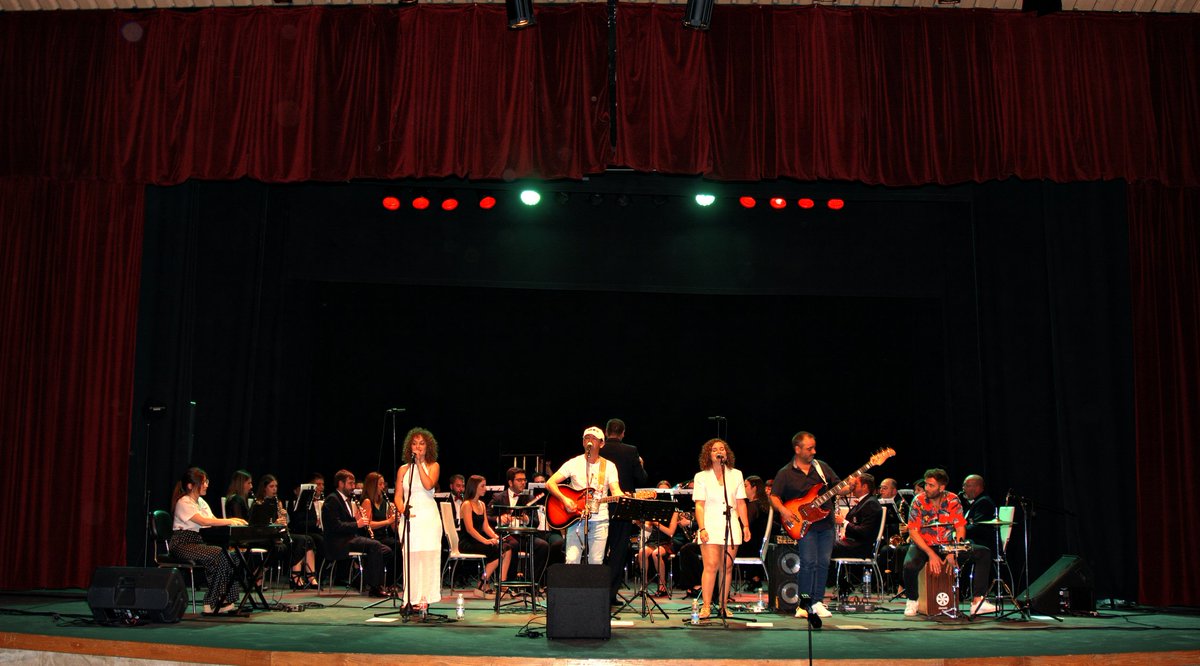 "Sueño de una noche de verano"
Con inmensas gana de volver a repetir 🎶💘
#SONRISASINFÓNICA