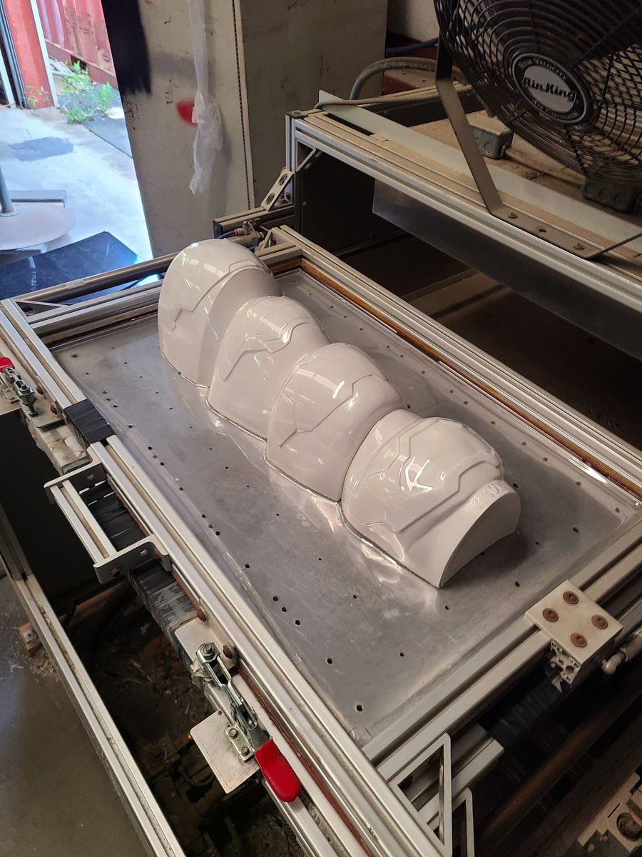 NerdForgeDesign's tweet photo. We're getting our very first test pull of visors done!
Keep in mind this is the TEST run. Now that we've verified the bucks give good pulls they'll need to be polished for best optical clarity. https://t.co/ONlf8BCC92