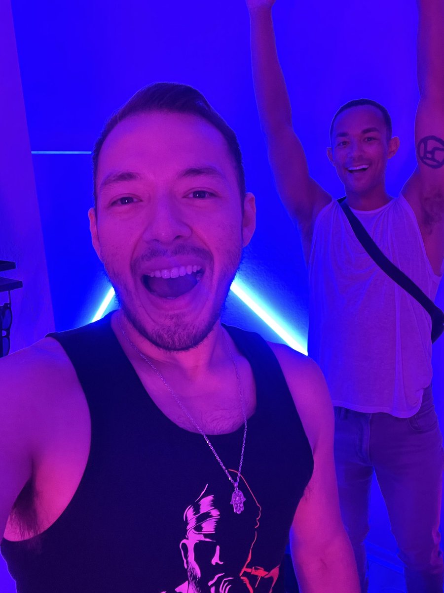 𝙰𝙹 𝚂𝚕𝚘𝚊𝚗 🏽 on Twitter "RT datgeekya Weekend fun with AJSloanXXX"