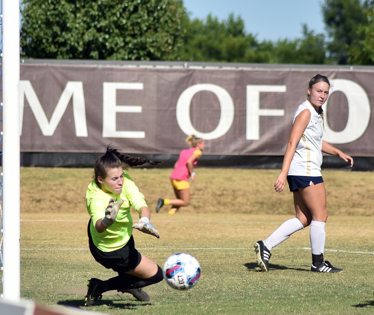 OKCSideFC's tweet image. Couple of pictures of Ashley who made it for the last game! #onside #stayonside