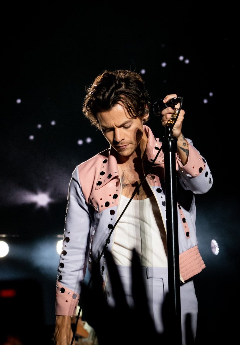 . (@stylesarchlve) on Twitter photo 