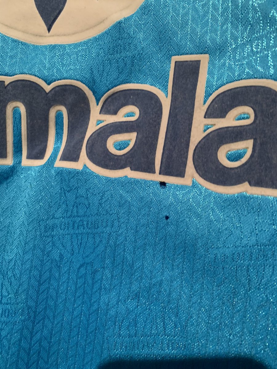 elliott100702's tweet photo. @AnthonyMcGinty_ @_FullKitWankers I have this Marseille 96/97 away in a Large https://t.co/VwbcAz2H2D