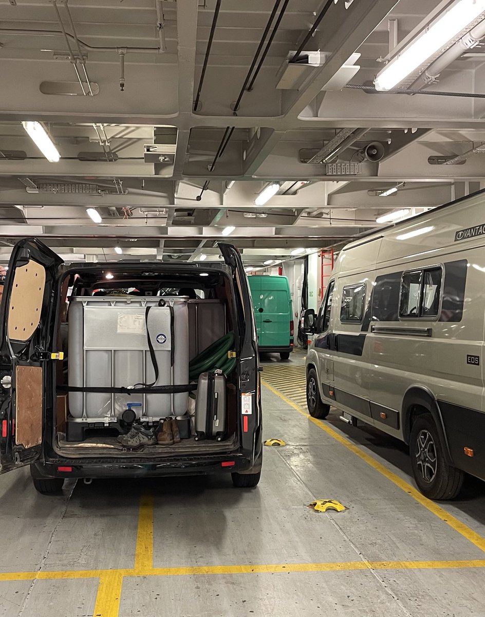 wroughshodd's tweet photo. Have to admit, bit nervous about carrying 2 tonnes of first class sh1t across 2 boarders, but hay go as they say in this mule trade… https://t.co/YbtlWeqryZ