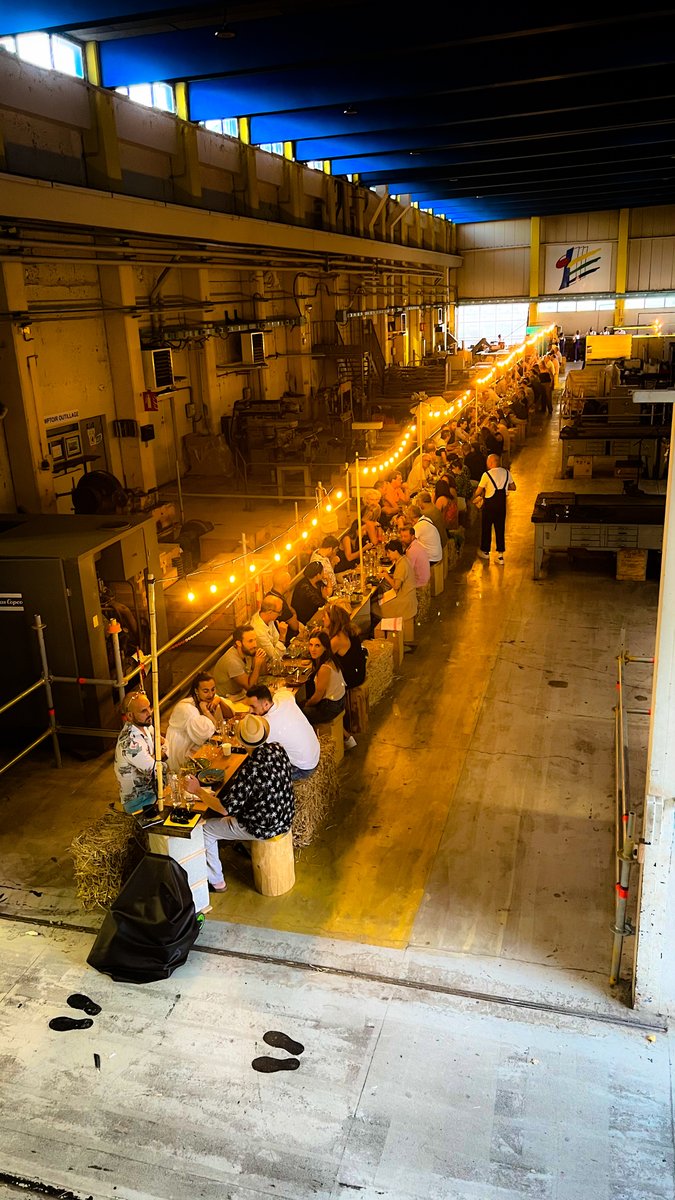 EDFMartigues's tweet photo. Valoriser notre patrimoine, raconter notre histoire, partager 2⃣ diners insolites  était le pari lancé par @myprovencepro sur la centrale⚡️ @EDFMartigues  :  1⃣ moment d'exception qui conjugue le talent d'un chef sur un site insolite ! https://t.co/Q7LuzBcHJ3🏭👩‍🍳🧑‍🍳🍽️👏 https://t.co/AQxCD1Y7Yc