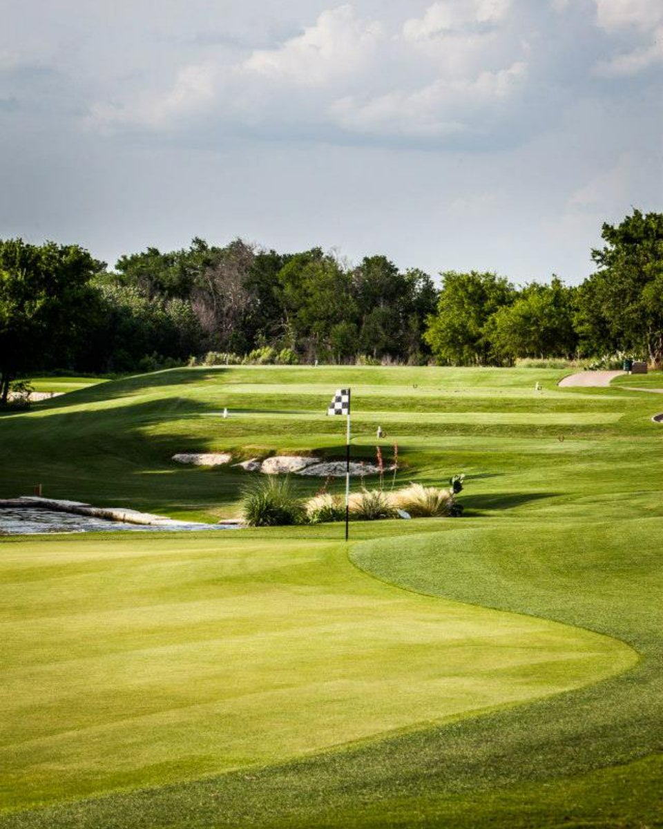 StarRanchGolf's tweet photo. All it takes is all you've got! Golf strong and go long at The Golf Club at Star Ranch. #TheGolfClubAtStarRanch #GolfClub #GolfCourse #StarRanch #HuttoTX https://t.co/ldWVS0s5yJ