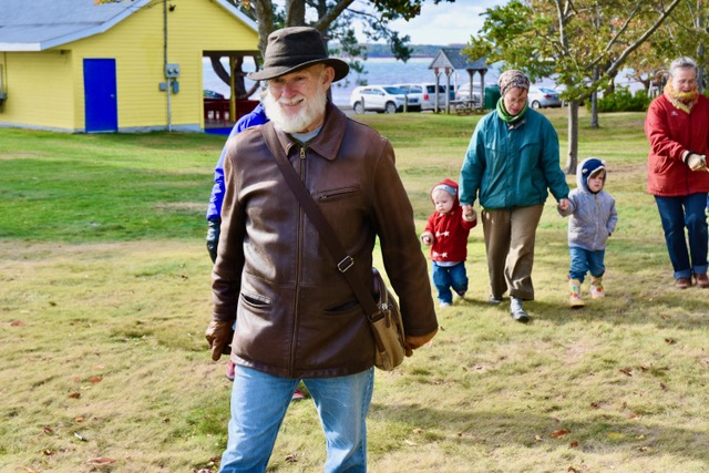HuntingtonSC's tweet photo. This article is a Q&amp;A with Brenda Porter, volunteer with the Huntington Society of Canada (HSC) Prince Edward Island (PEI) Chapter, detailing her partner Gerry Gray’s experience with Medical Assistance in Dying (MAiD). Click here: https://t.co/ii2vQMbPuj (pages 10 &amp; 11). https://t.co/oCB1S7EApV