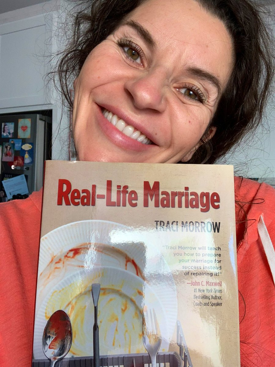 I love when people send me photos of themselves holding my book! 😃📕❤️🫶🏼‼️Even more so when it’s people I love!! RealLifeMarriageBook.com