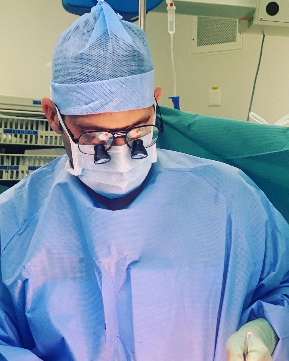 VisceralChuv's tweet photo. Congratulations to Dr. PD-MER Didier Roulin for his ISFM Visceral Surgery Title! A well earned title! A sneak peek from the OR with @ProfDemartines  #hepatobiliarysurgeons #isfm #chuv https://t.co/RpMDyInWID