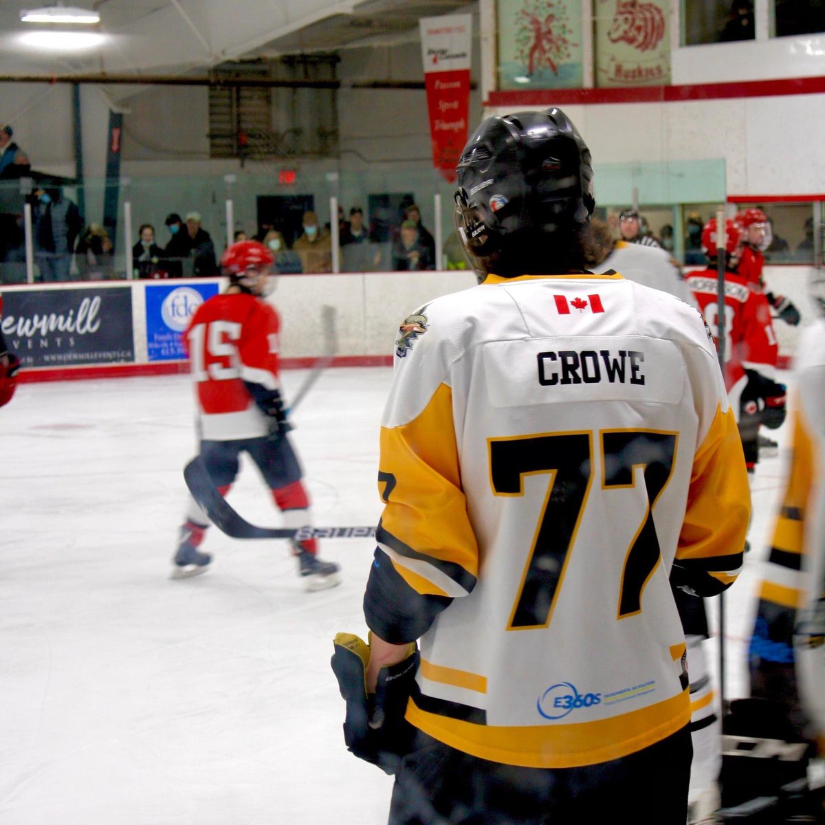 PictonPirates's tweet photo. The Picton Pirates organization would like to extend its condolences &amp; prayers to the families/friends of @FrankfordJrC player &amp; Prince Edward County native Justin Crowe and his girlfriend Sarah, who passed away in a tragic accident over the weekend. We are at a loss for words. https://t.co/KMZShHTrOU