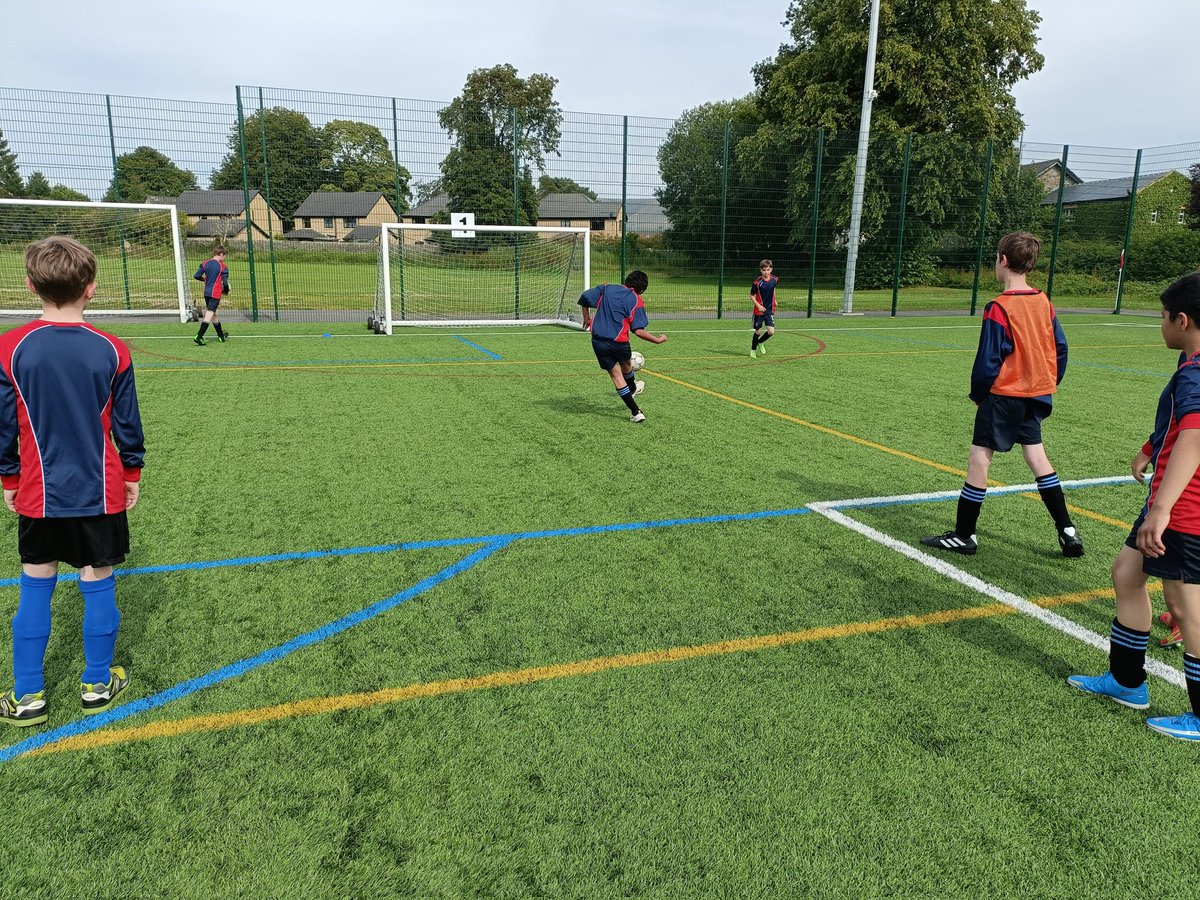 A thoroughly enjoyable afternoon - the children were brilliant at representing school! ⚽ <a href="/LanghoStLeonard/">St Leonard's School</a> <a href="/HRVSSP/">HRVSSP</a> <a href="/Mrs_Esson/">Mrs Esson</a>