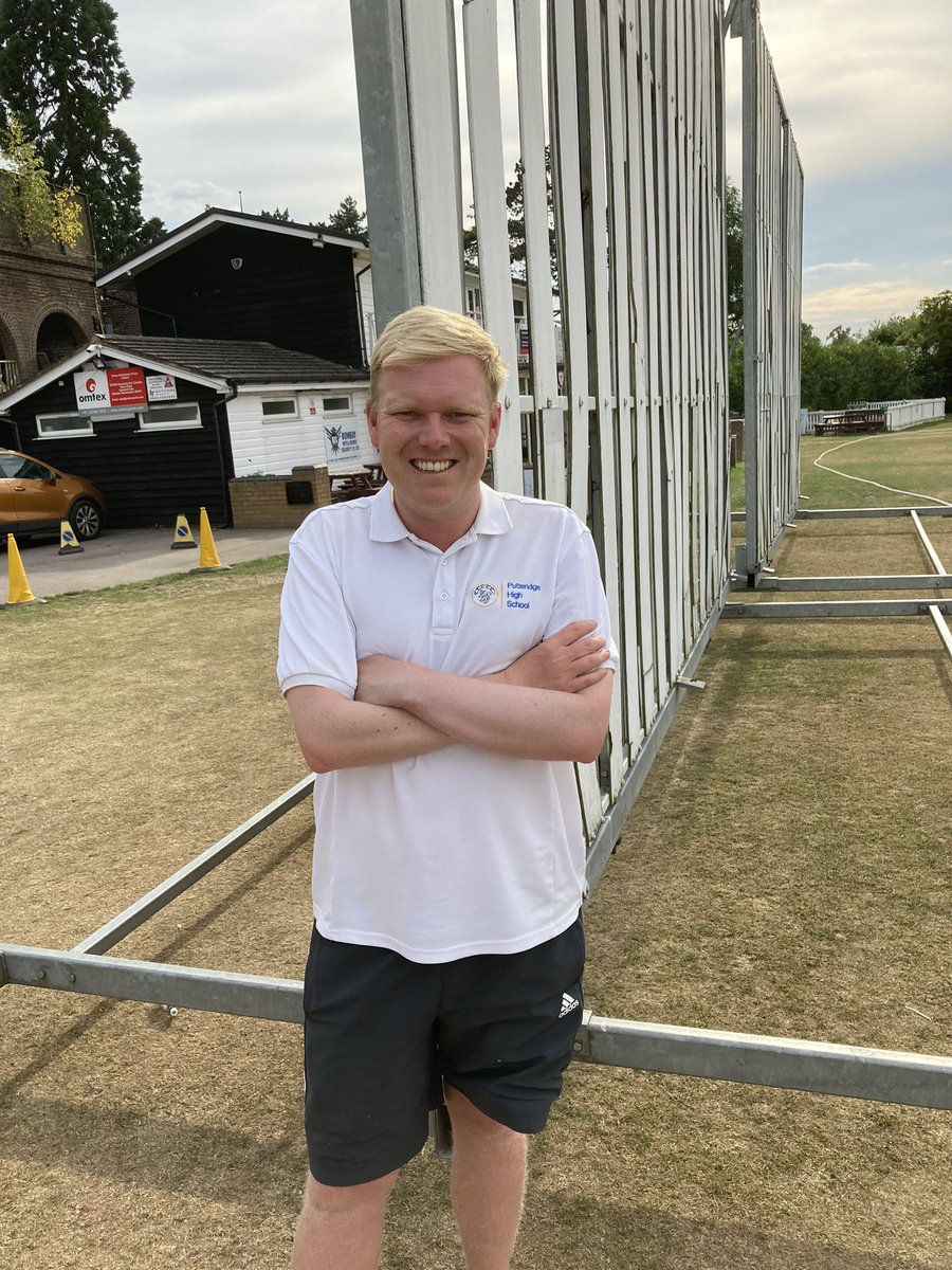 CLT staff v Luton staff. A nervous set of quality cricketers, knowing their jobs are on the line 😂😂👍. <a href="/unleashing_me/">Unleashing Me</a> <a href="/mjpGibbs/">Mark Gibbs</a> @DavidGraham_PHS <a href="/yogala84/">Mr Mistry</a> <a href="/Muj_Rathor/">Muj Rathor</a> <a href="/AsmaBaig296/">Asma Baig</a> <a href="/Mr_SmithLMHS/">Andrew Smith</a> <a href="/MrMayPhysEd/">Chris May</a>
