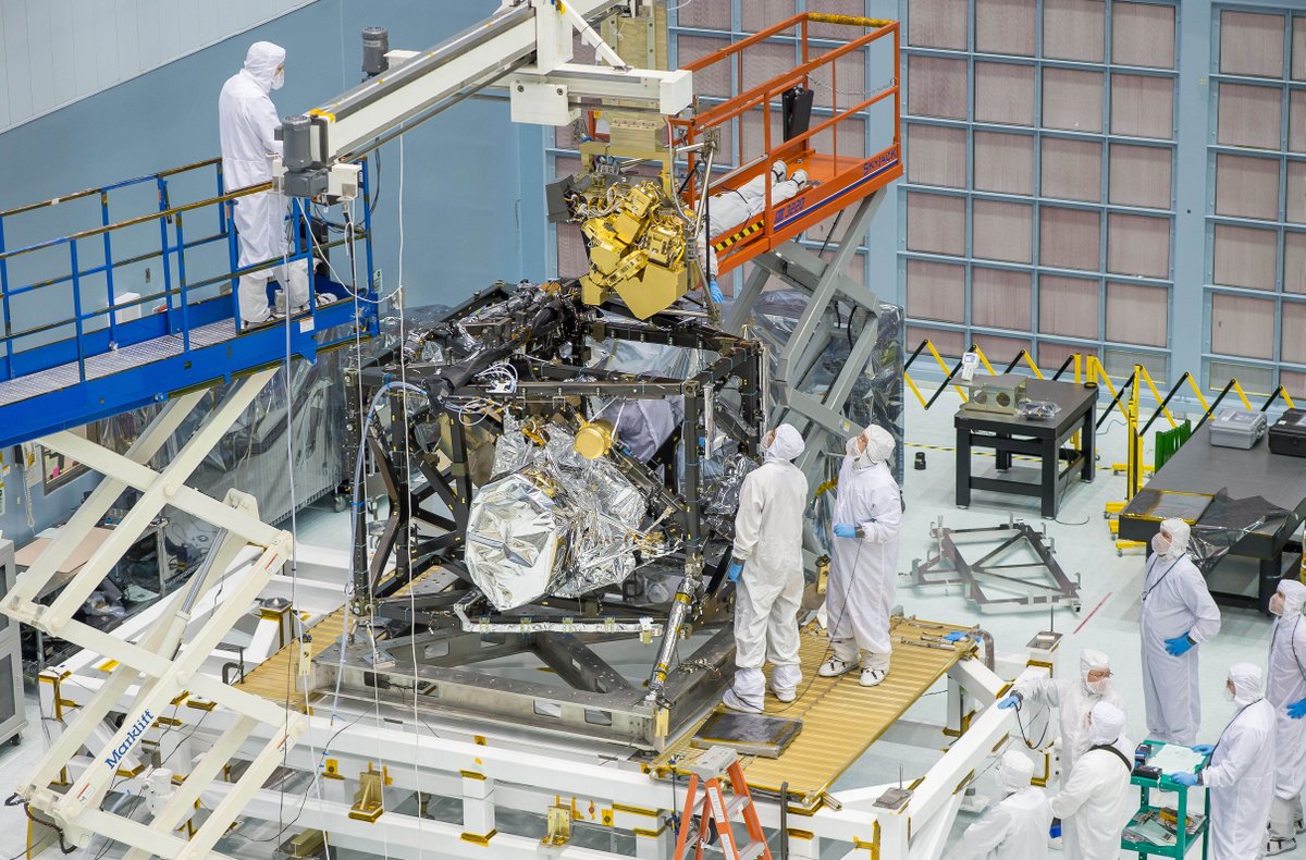 NASAWebb's tweet photo. Webb is ready for science! 🎉

All 4 of Webb’s science instruments are 100% set to #UnfoldTheUniverse: https://t.co/7Hvp5BJ4IT

Want a sneak peek? @POTUS previews one of our first images TODAY, 5 pm ET (21 UTC). Watch live on July 12 at 10:30 am ET (14:30 UTC) for the full set! https://t.co/xXn4yKGlDy