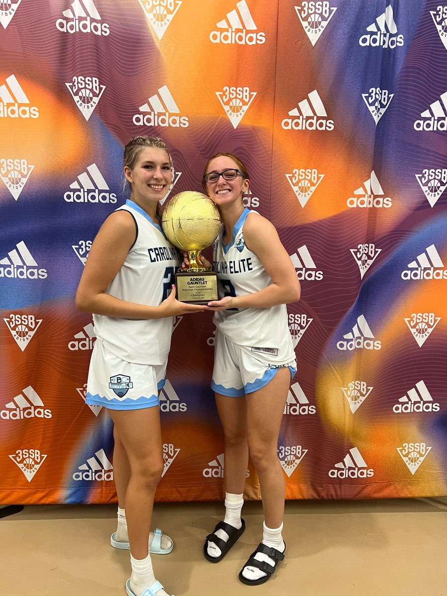 Madison Young tweet media