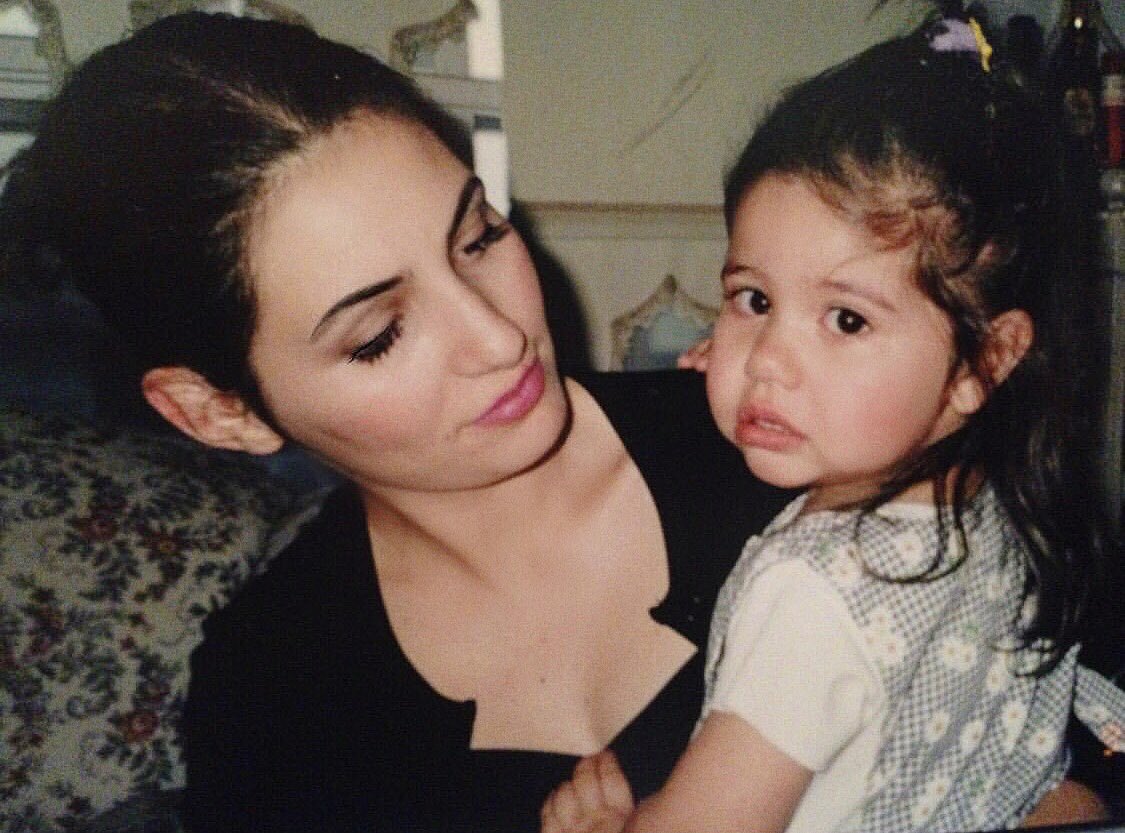 onlycaras's tweet photo. happy birthday, @alessiacara! we love u sm, thank you for everything 🤍 https://t.co/evREDvgKXY