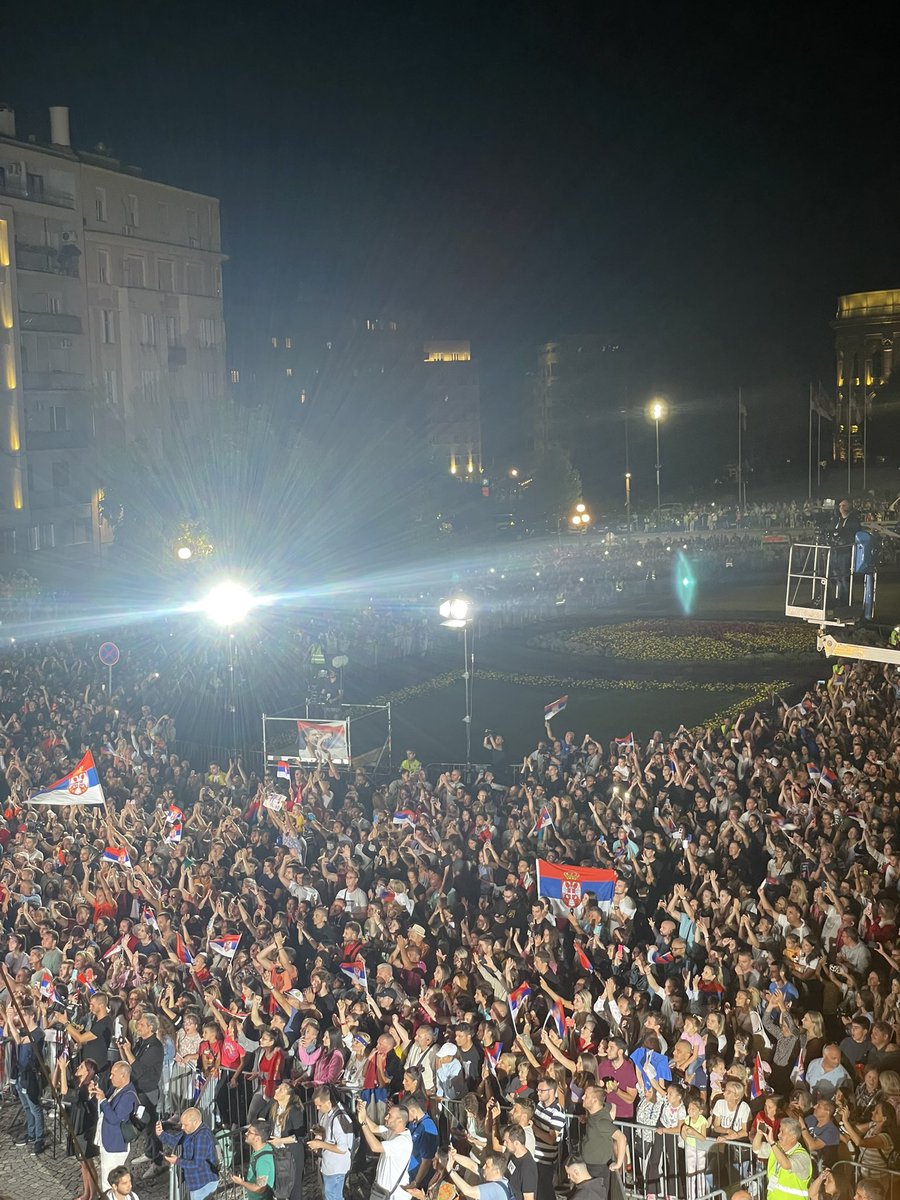 Nole dobrodošao kući ❤️
<a href="/DjokerNole/">Novak Djokovic</a> 
#winner #Wimbledon2022 🏆