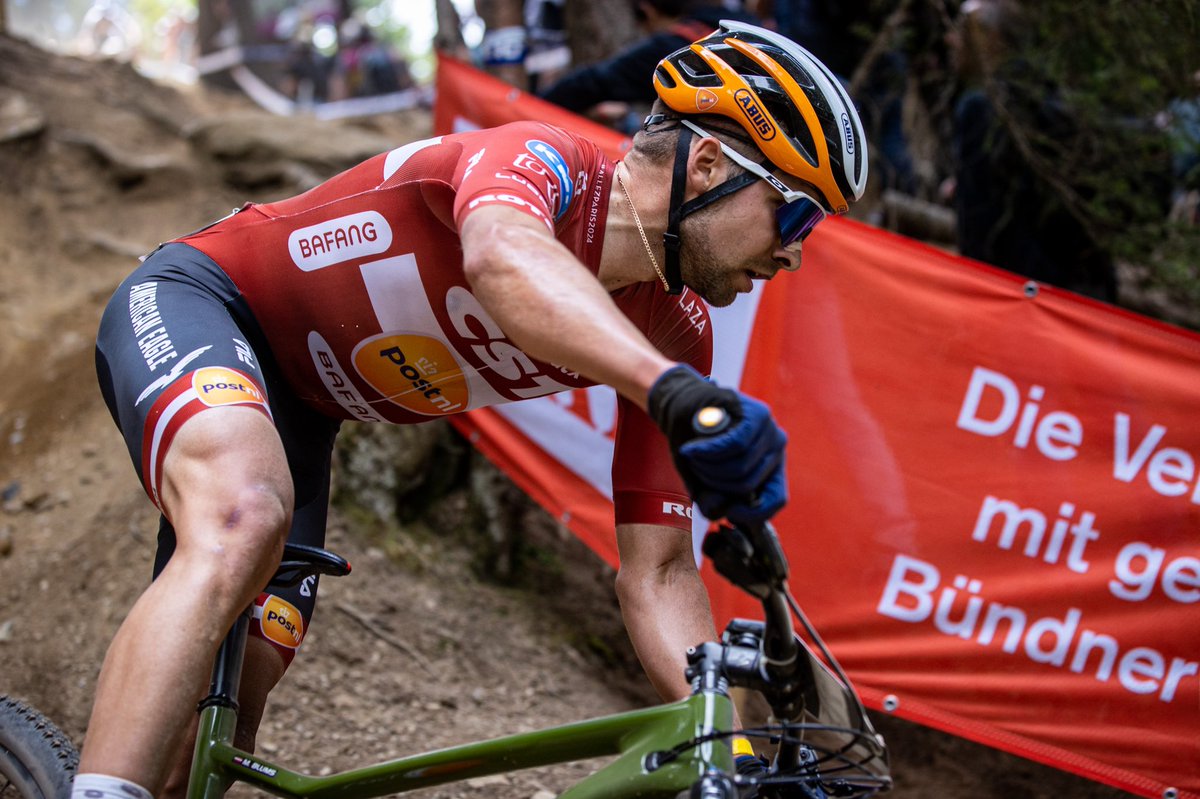 BrentjensMTB's tweet photo. Good comeback for #MartinsBlums 🇱🇻and #DavidNordemann 🇳🇱 @UCI_MTB #Lenzerheide 🇨🇭#SashaHudyma 🇺🇦had a hard day #timetorecover Photography Marcelo Rypl @cstbicycletires @PostNL @BAFANGElectric @BrentjensMTB https://t.co/vgCq40H984
