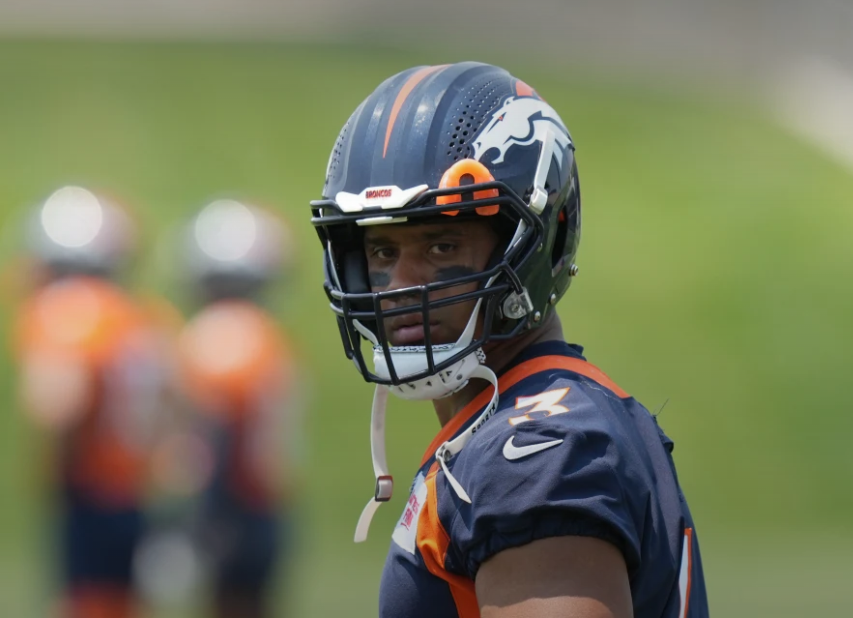 nflrums's tweet photo. #Broncos are reportedly tailoring their offense around new QB, Russell Wilson, a source told 
ESPN. #BroncosCountry https://t.co/lHBWxLuMOM