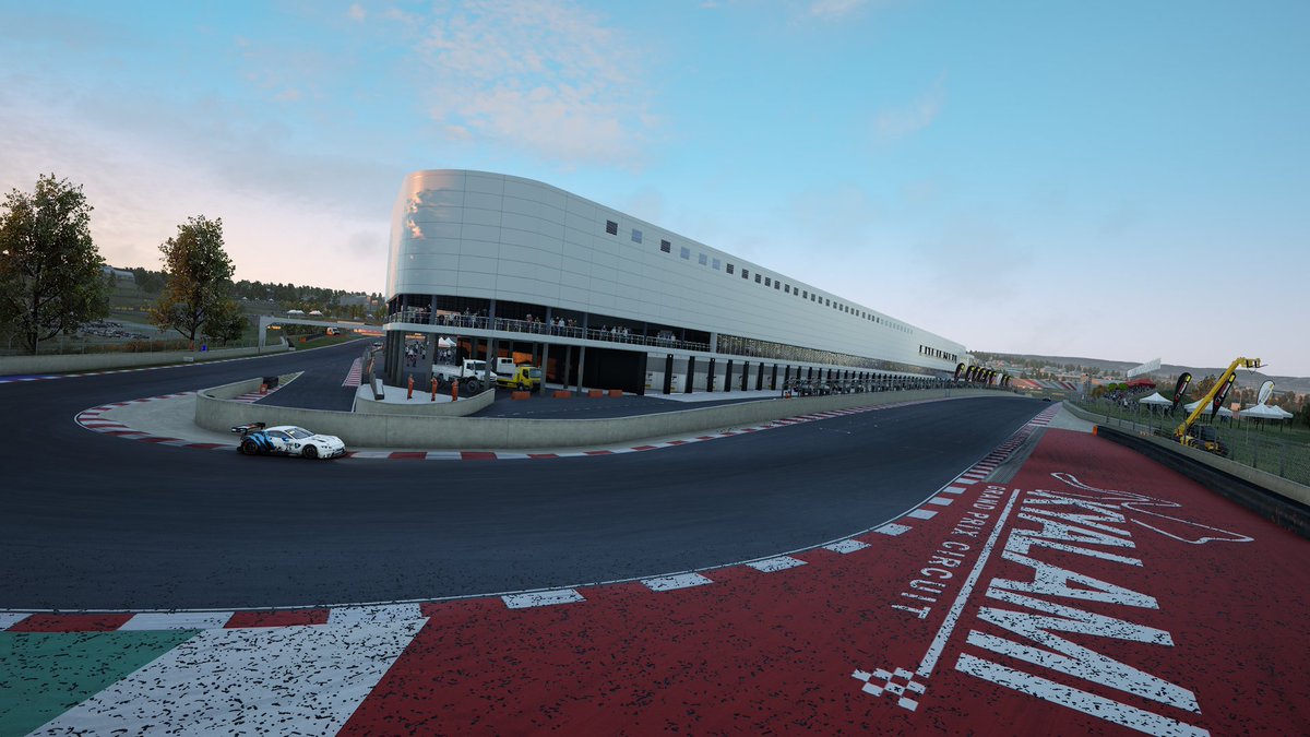 henzeroZA's tweet image. Well, that was a solid run in the @Mettlestate @RaceFacePro @IncConnection 4hr at Kyalami, after dropping down to 37th in the first lap, we managed to get back into it and finished 21st in the @EaterSyn powered AMR.