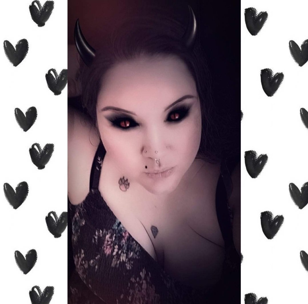 LustyVampire_'s tweet photo. https://t.co/LUnXEufRWH