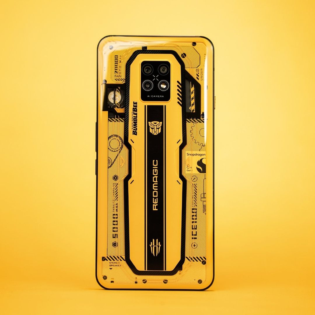 Techarea_in's tweet photo. Red Magic 7s Pro Transformed Golden Steel Hornet Limited Edition
16GB RAM + 512GB Storage - ¥ 6,499(₹76,864)
.
.
.
.
.
#RedMagic7S #RedMagic #RedMagic7SPro #trending #tech #redmagic7 #redmagic7pro #snapdragon8plusgen1 #nubiaredmagic #gadgets #gamingphone #gaming #bumblebee https://t.co/F7P9uGNsp4