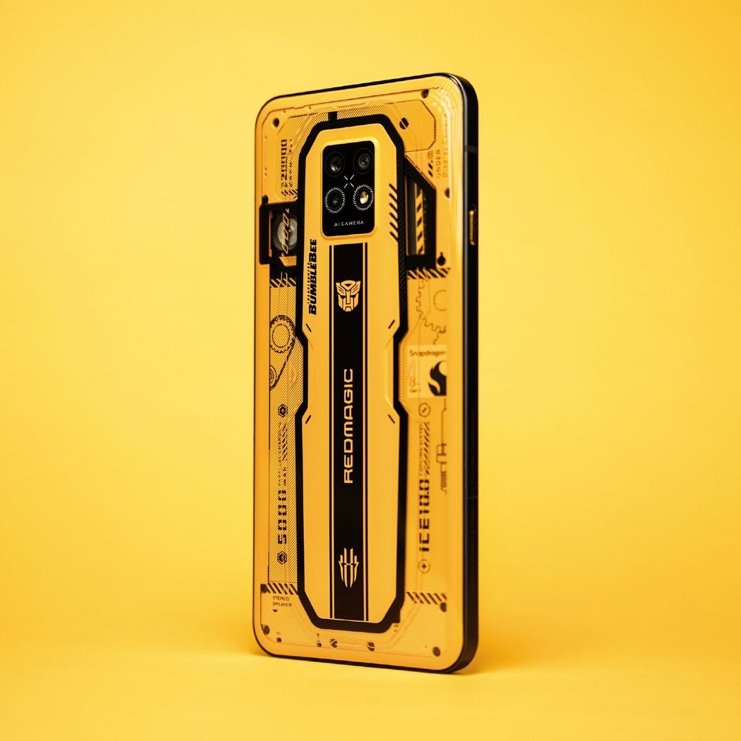 Techarea_in's tweet photo. Red Magic 7s Pro Transformed Golden Steel Hornet Limited Edition
16GB RAM + 512GB Storage - ¥ 6,499(₹76,864)
.
.
.
.
.
#RedMagic7S #RedMagic #RedMagic7SPro #trending #tech #redmagic7 #redmagic7pro #snapdragon8plusgen1 #nubiaredmagic #gadgets #gamingphone #gaming #bumblebee https://t.co/F7P9uGNsp4