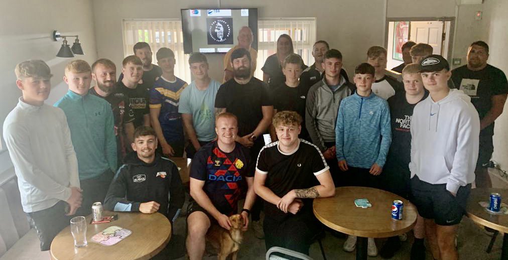 jimmygittins's tweet photo. @UlverstonRL thank you for your warm welcome tonight fellas for me &amp; @Iansmith2468 of @stateofmindsprt 👍 also a big thanks to @SellafieldLtd &amp; Alison Young 👍 https://t.co/3QdZil4hO1