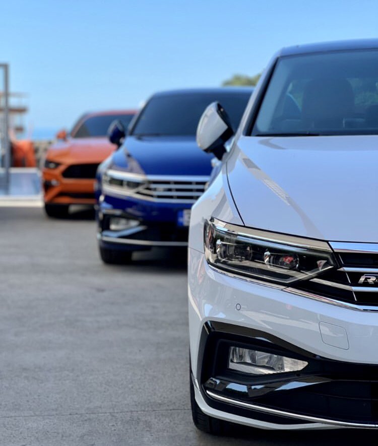 Passat.B8_ tweet media