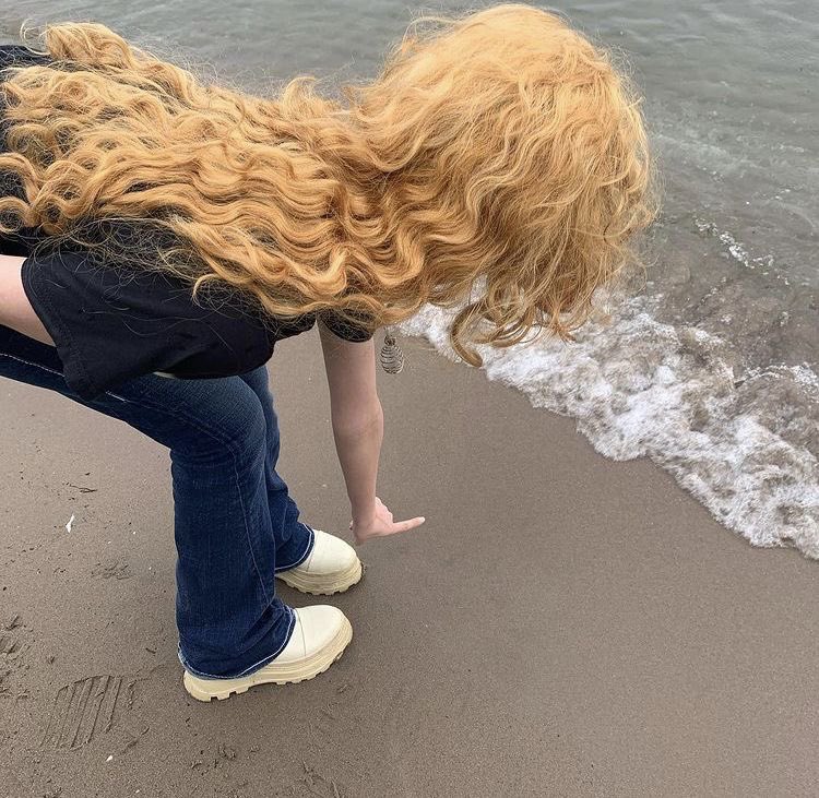 charlotte-on-twitter-proving-that-certain-styles-won-t-look-good-on