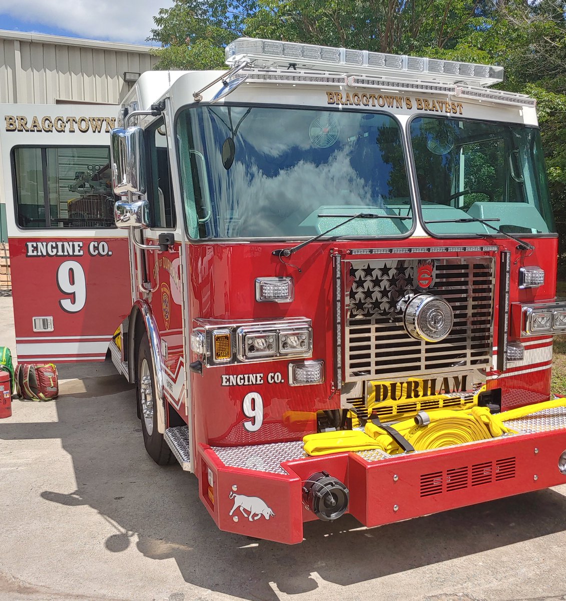 Hey Braggtown-Your new Fire Engine is ready for service and we need your help to push the new Engine 9 into its quarters as part of a traditional Housing Ceremony.
 
Come celebrate with us as we 'House' another new unit on July 24 at 2PM at Fire Station 9, 1648 Midland Terrace.