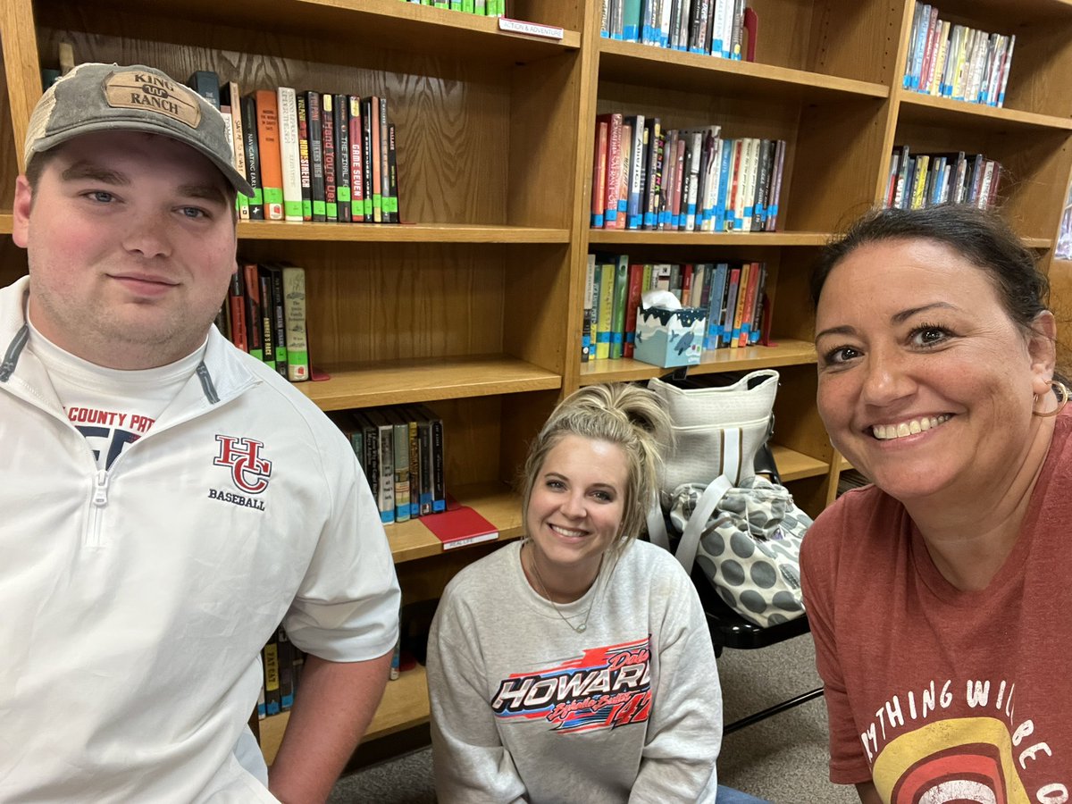 mendilassiter2's tweet photo. #reading360 @TNedu @msjamesinkinder https://t.co/An7d1gtnHq