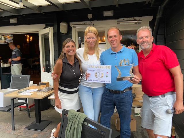 Golftrofee van Business Netwerken mee naar Zeeland - <a href="/busnetzee/">BUSNETZEE</a> Danny van de Velde - Elektra21 businessnetwerken.nl/rijnmond/2022/…