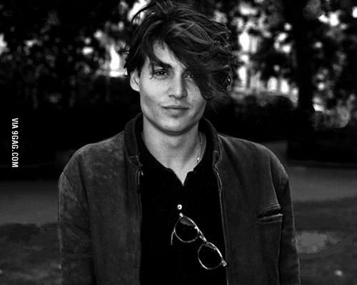 MegaTiredHuman's tweet photo. Johnny Depp and the Defendant at 38 years of age.
#JohnnyDeppWins https://t.co/6CyeGHEm7n