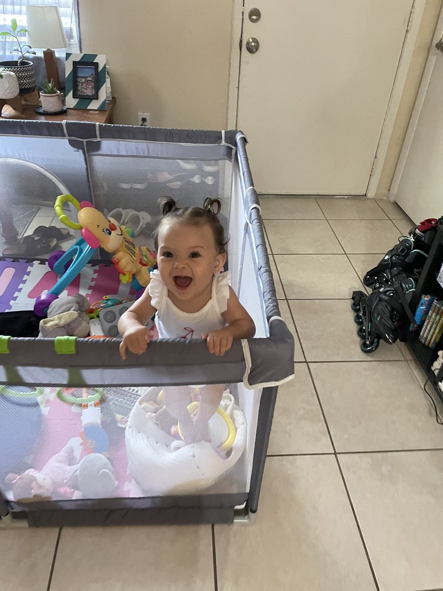 devkatzz's tweet photo. 20 more days until you’re a 1 year old 😭 https://t.co/ouGZsHMGHJ