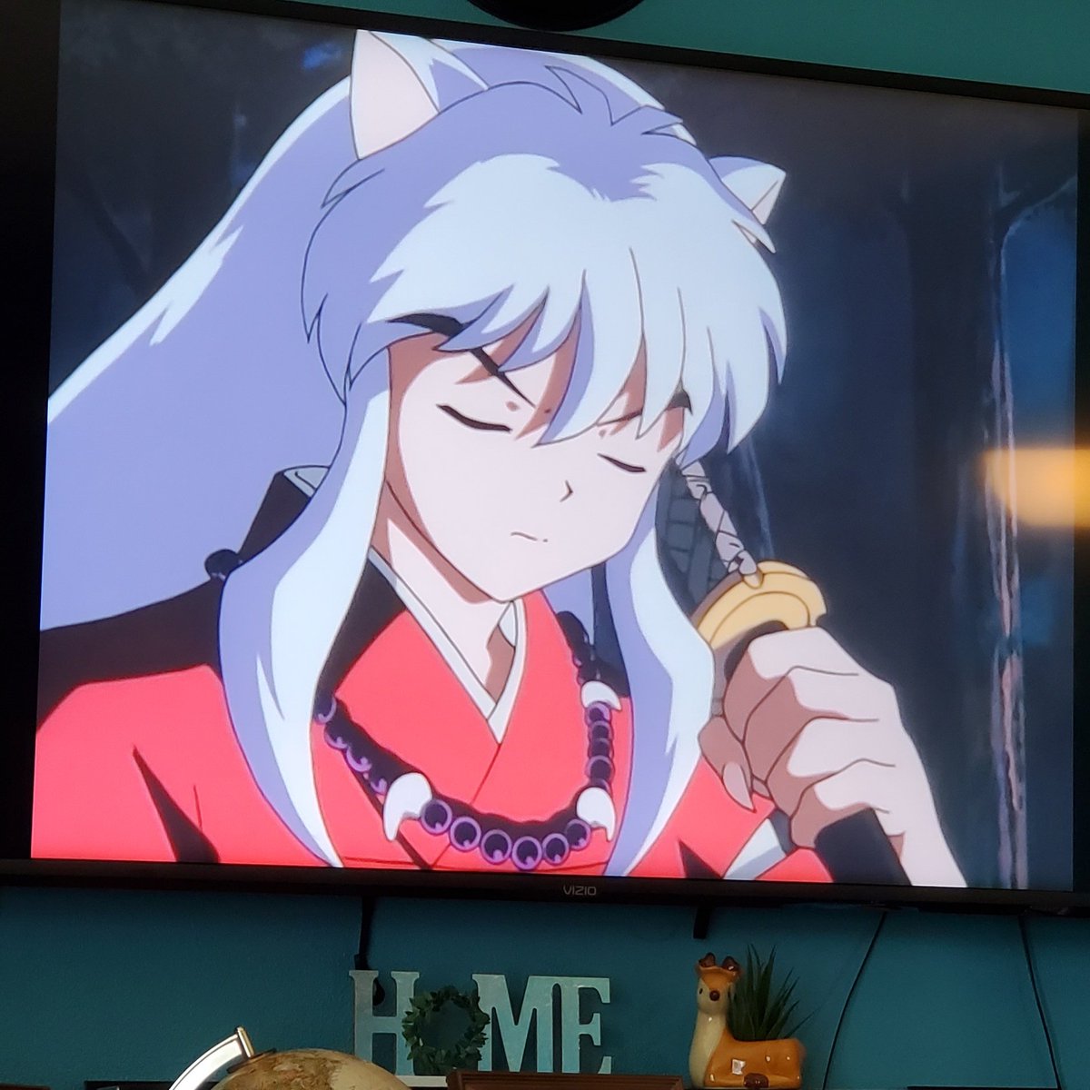 RunionX4's tweet photo. I've become obsessed with #inuyasha its become my favorite #anime 

My son has gotten me hooked on anime like bleach, naruto, demon slayer but this one is one of my favorites and my family got me 2 t-shirts and s mug for my birthday yesterday. https://t.co/5ZztBAB66F