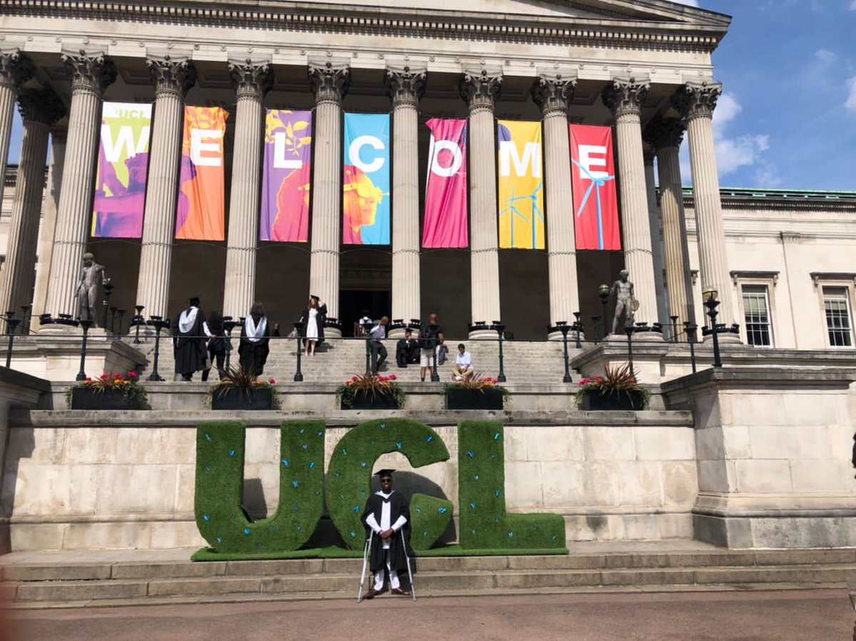 Ladirich1's tweet photo. It has been a really beautiful day. #uclgrad #UCL #UCLGraduates #uclddi https://t.co/L69ABF21dx