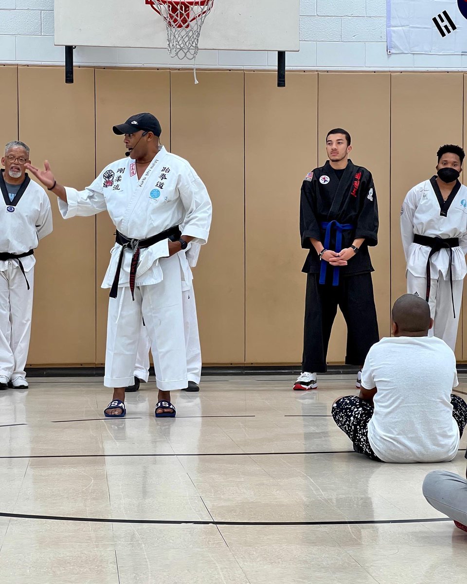 SKAcademy19's tweet photo. Today, we kicked off our SIDEKICKS Summer program @ RN Harris Elementary!! We had a great opening day welcoming new SIDEKICKS members and setting expectations for all we know our warriors will accomplish this summer! 💪🏾 #SchoolToSuccess https://t.co/iqg6Me72Dm
