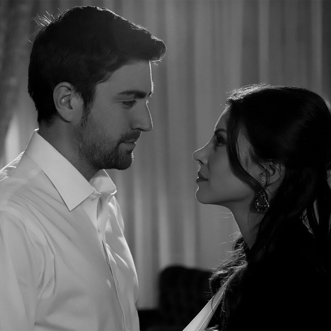 Güzel şeyler neden hep yarım kalıyor ya off 🥺🥺🥺#ZehSer