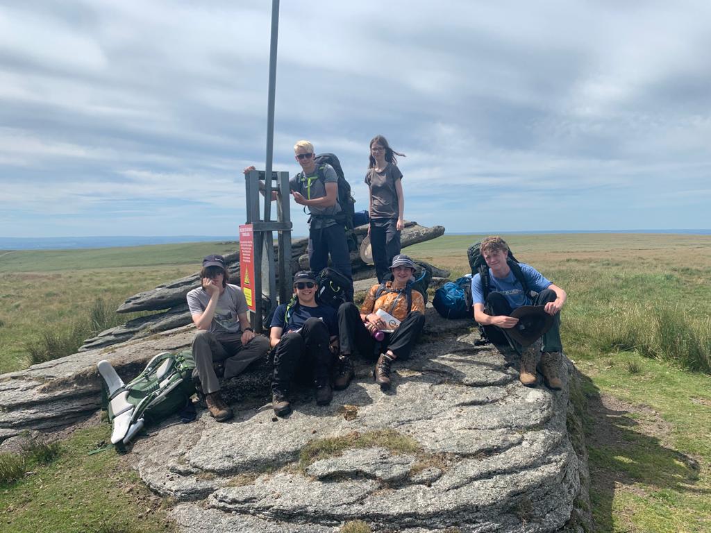 Backwell School D of E tweet media