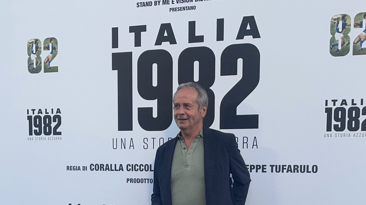 Museo_MAXXI's tweet photo. #Italia1982 - Una Storia Azzurra, il ricordo di uno dei momenti più brillanti dello sport più amato dagli italiani viene celebrato questa sera #alMAXXI insieme ad alcuni dei protagonisti che hanno resto quel sogno una realtà https://t.co/S0BQSV3Dzl
