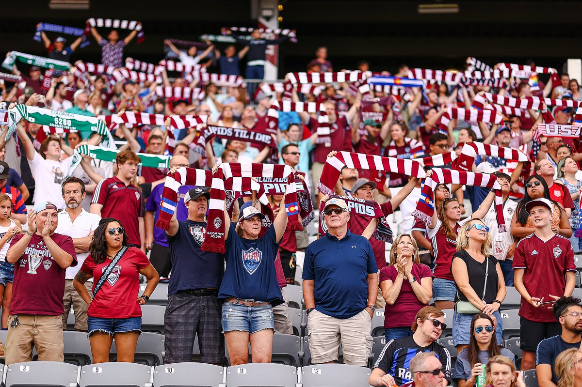 ColoradoRapids's tweet photo. 🗣 SCARVES UP 

Join our Season Ticket Member family today and receive an exclusive membership scarf, ticket benefits, member only events, and more!

🎟 » https://t.co/vyyDlevECd https://t.co/oY4TzumxOA