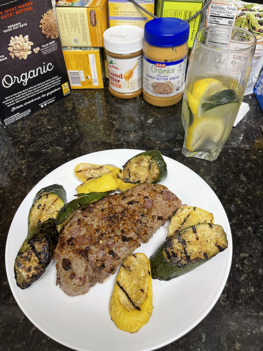 Dalai_Mama_'s tweet photo. Just seared this bad mamajama! I’m thoroughly enjoying my summer and how I’m taking such good care of myself. Good food and long walks. #18Mos https://t.co/oP90ZsbOF4