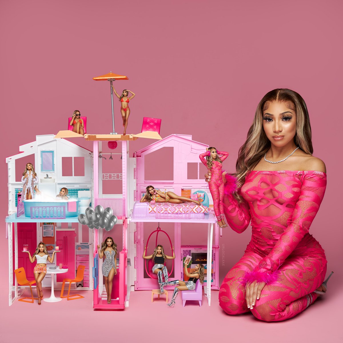 OriginalKae's tweet photo. a barbie you cannot play with
shot &amp; edited by me. https://t.co/da38zJic2j