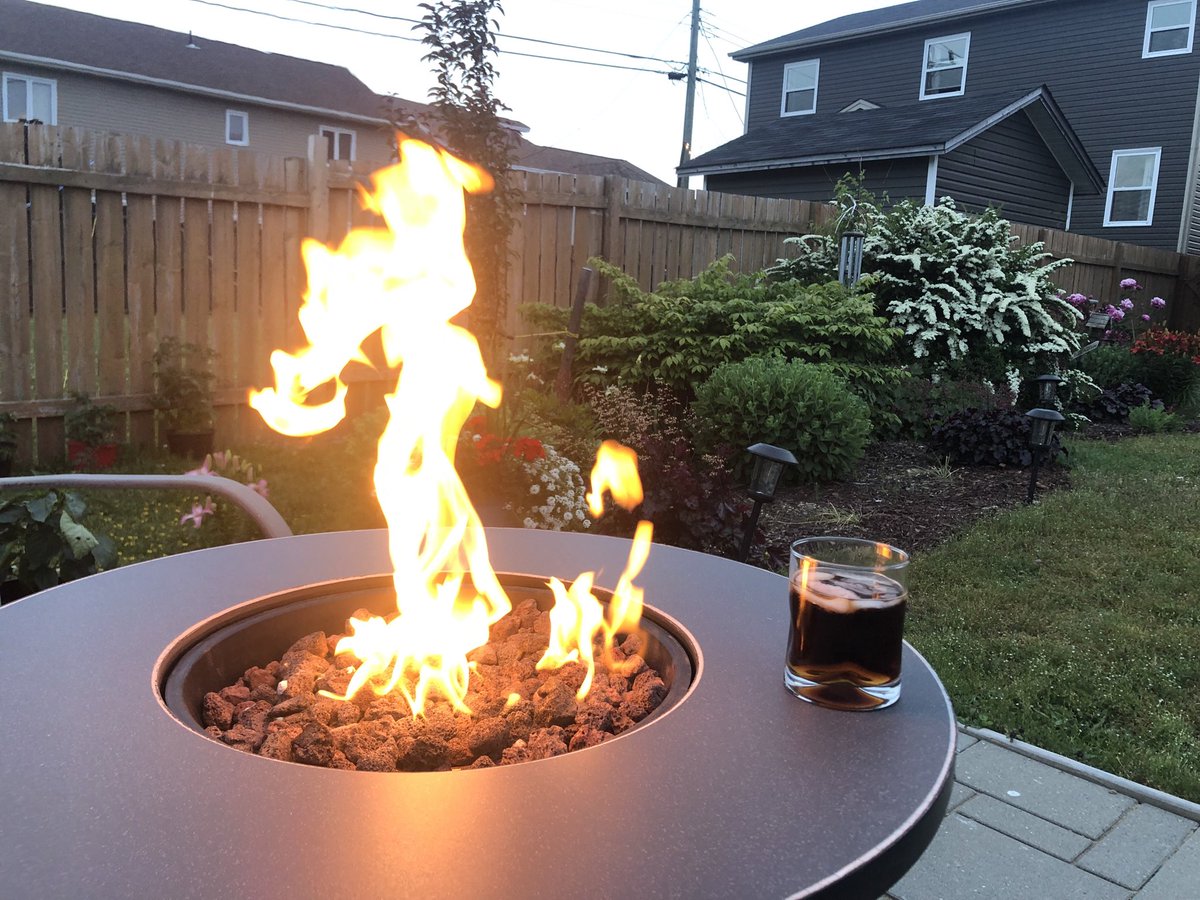ronwearles's tweet photo. This scene will always remind me of local legend @GeorgeMurphyOil Cheers George! 🥃
#nuddinglikeit https://t.co/Fx30MPOlIh