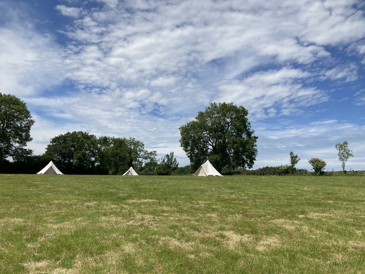 ErwDeg's tweet photo. Yet to book a holiday? We have furnished bell tents, good facilities, amazing mountain views on a small family-friendly site on Anglesey. Sandy beaches and pretty towns nearby. @VisitAnglesey @pitchup @AngleseyScMedia @Discov_anglesey #anglesey https://t.co/A1lxFaxZc5