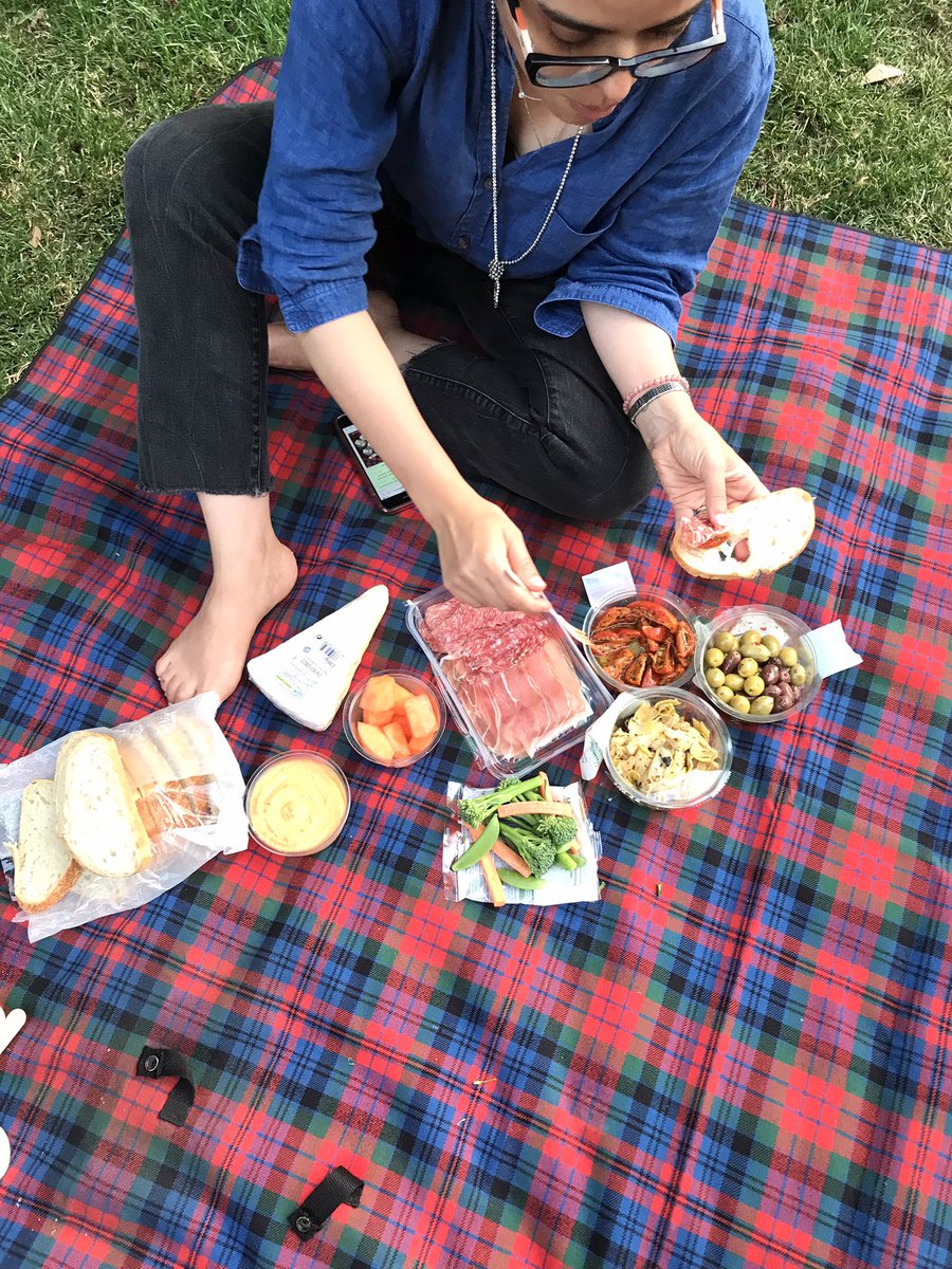 camcooks's tweet photo. @AyeshaRekhi and I picnicking in Notting Hill discussing this year’s theme @OxfordFoodSymp of #portablefood And 2023 symposium theme of Rules and Rituals https://t.co/iRdEr6JqjQ