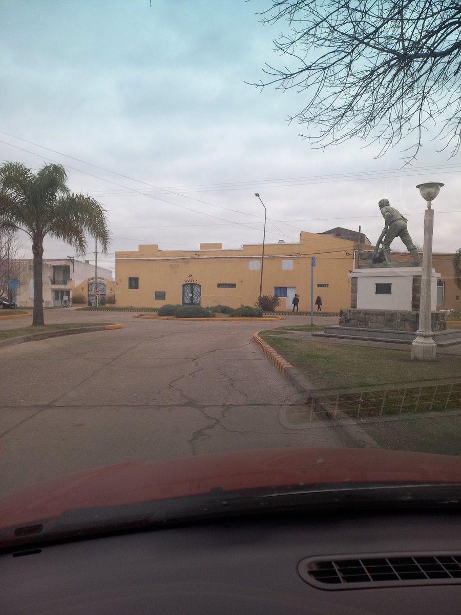 samanpatt's tweet photo. #Urdi
Tarde fría https://t.co/qbJphRjvFh