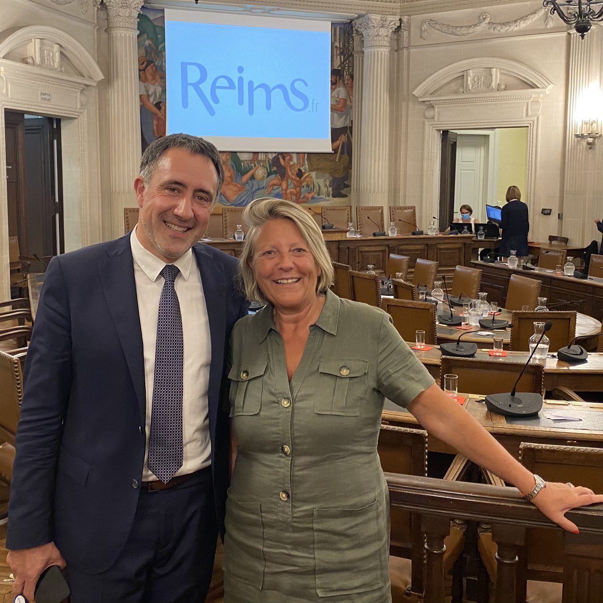 xavieralbertini's tweet photo. Beaucoup d’émotion ce soir au Conseil municipal de @VilledeReims où, pour exercer mon mandat de député de la #circo5101 de la #Marne j’ai démissionné de mon poste de 2ème adjoint à la sécurité, l’événementiel, les élections et les cultes @VilledeReims @ArnaudRobinet #merci https://t.co/xwYf6ZlnCm